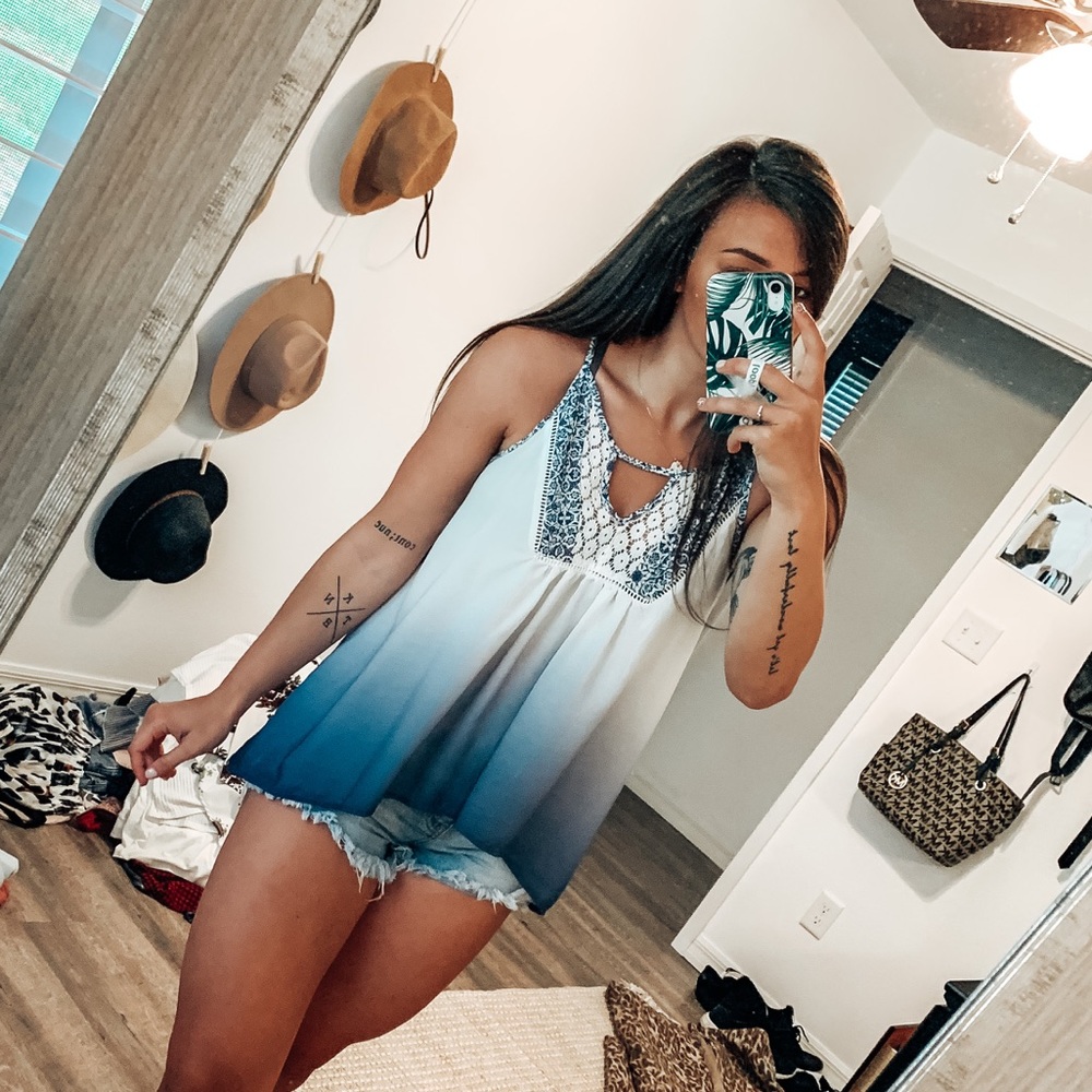 Blue ombré tank top